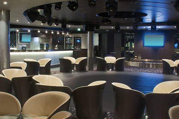 Norwegian Jewel Gallery Image
